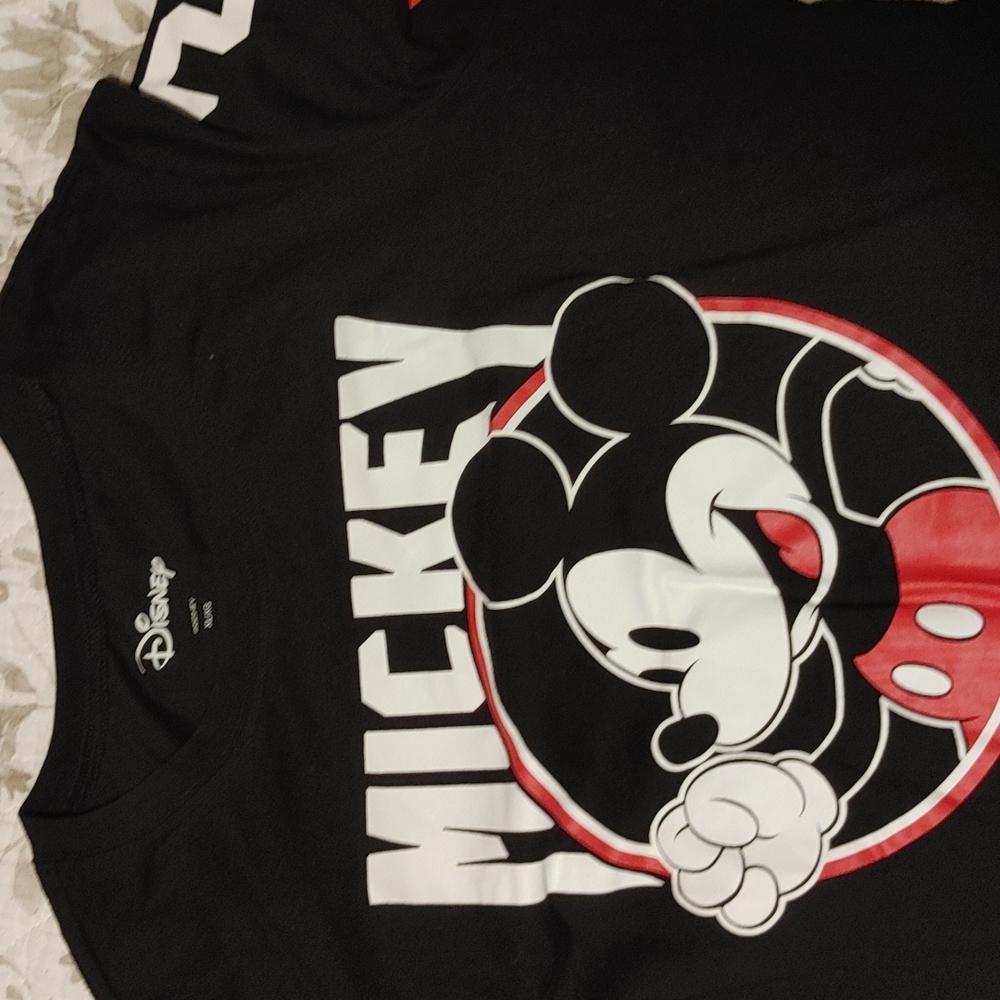 Women's t shirt